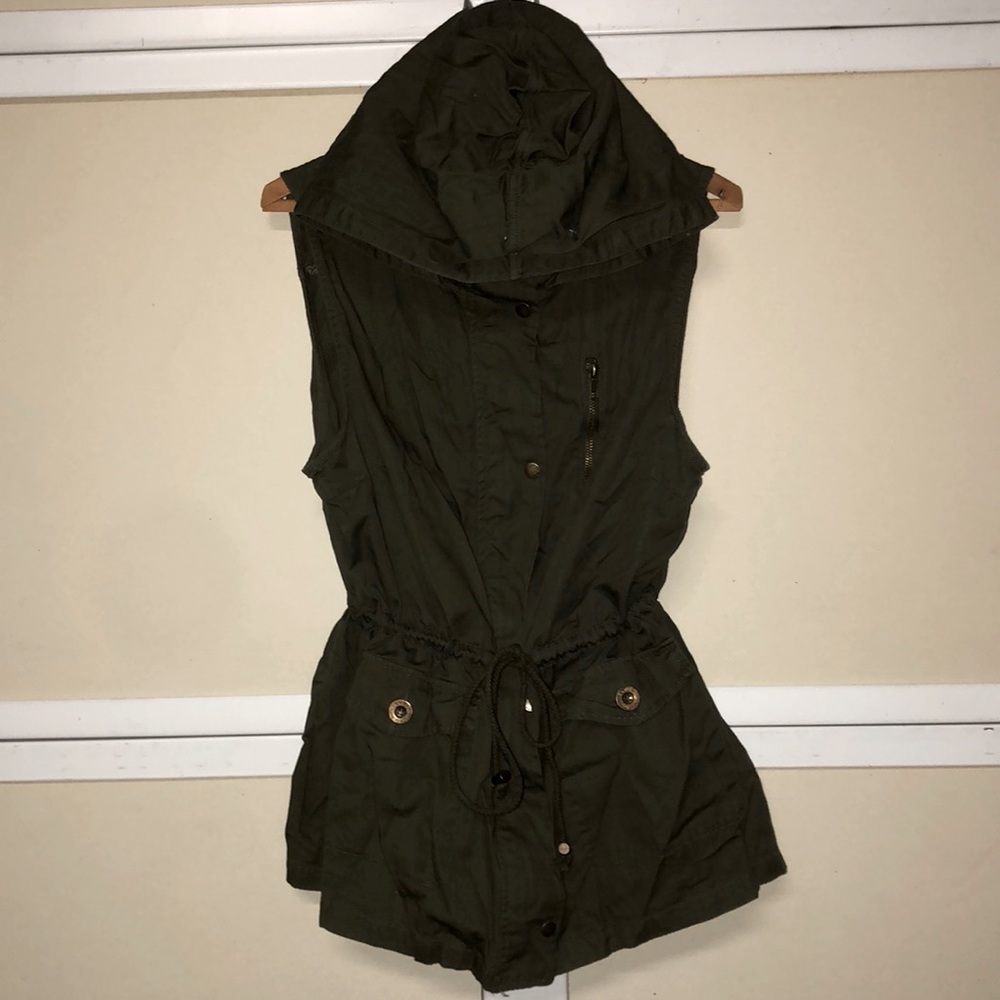 #1616 C’ESTTOI sleeveless hooded zip drawstring pockets 2X